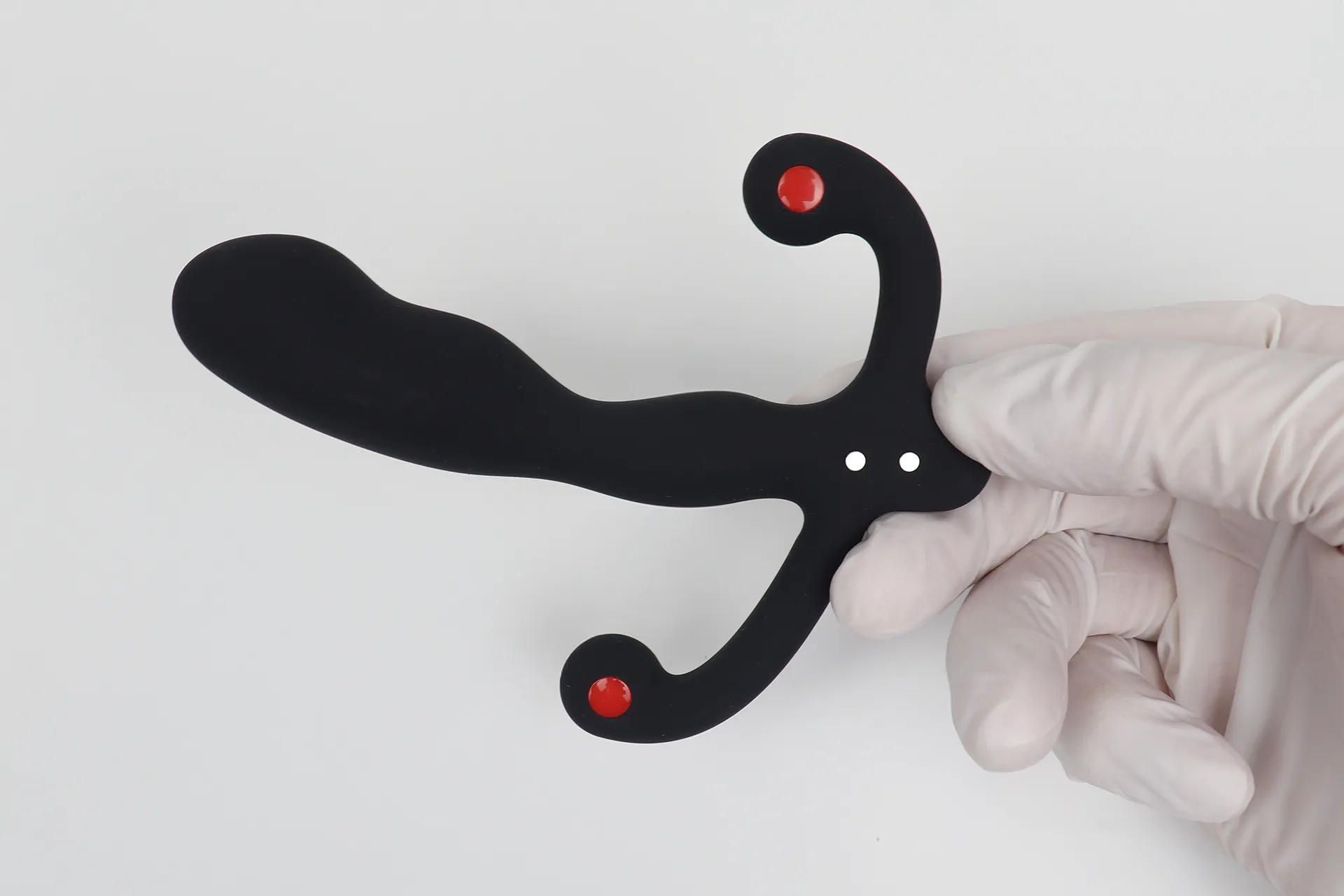 ANEROS HELIX SYN-V(ヒリックス・シンV)の充電器にセットした様子
